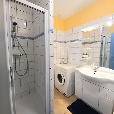 Maison - 100m - Jardin Clos - 2 - Parking * Barneville-Carteret